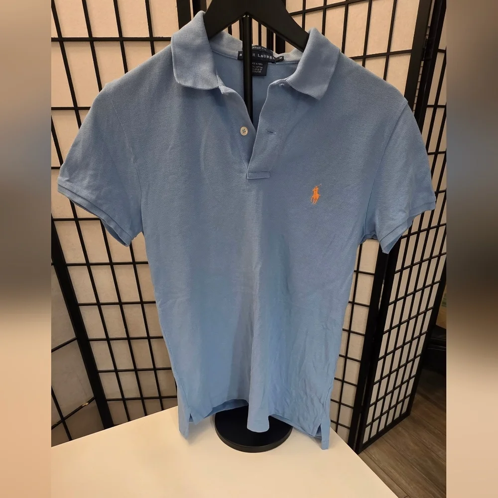 Ralph Lauren Women's Light Blue Classic Fit Polo ~ Size Medium - Picture 6 of 9